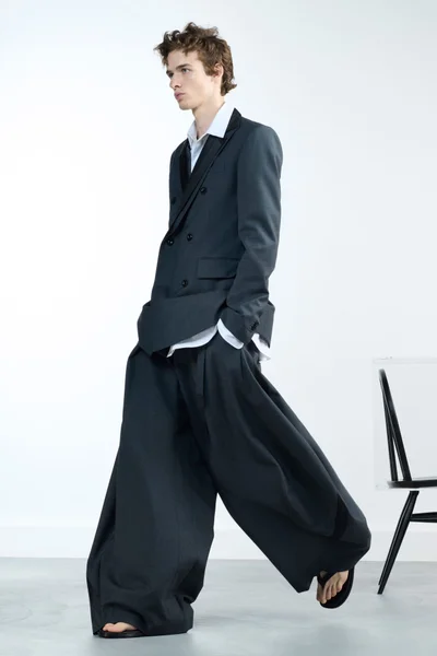 Look 27